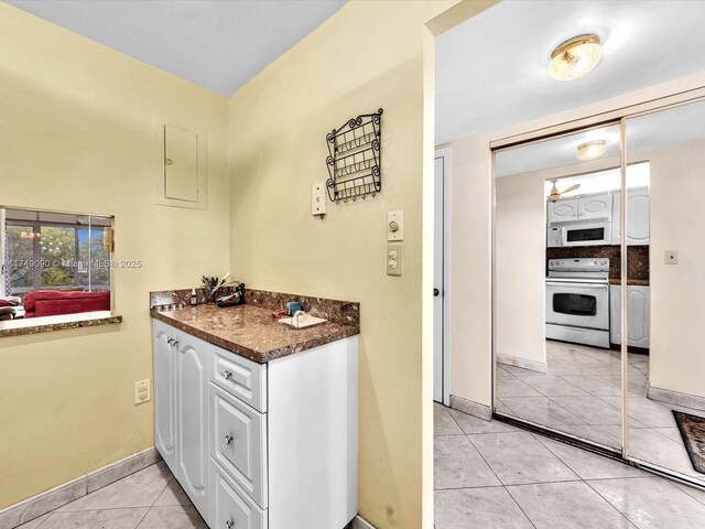 8465 Sunrise Lakes Blvd Unit 212, Sunrise, FL 33322 - photo 7