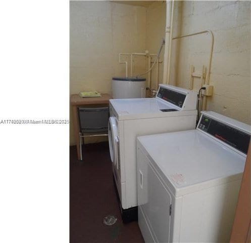 8465 Sunrise Lakes Blvd Unit 212, Sunrise, FL 33322 - photo 28