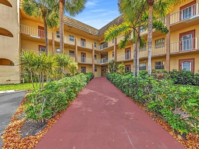 8465 Sunrise Lakes Blvd Unit 212, Sunrise, FL 33322 - photo 32