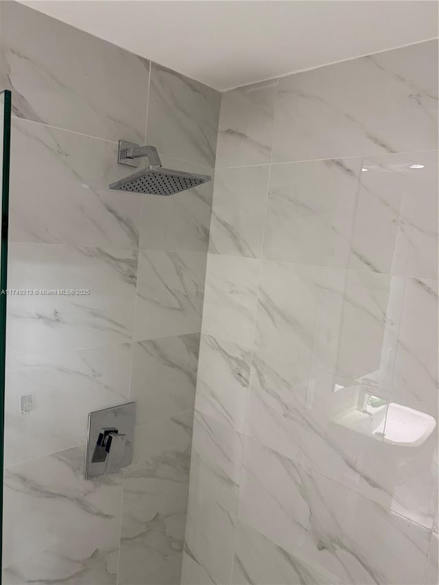 801 S Miami Ave Unit 1808, Miami, FL 33130 - full bath featuring a marble finish shower