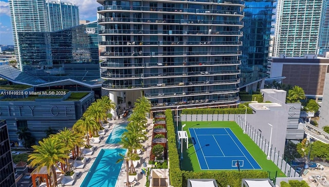 801 S Miami Ave Unit 1808, Miami, FL 33130 - view of urban area featuring a pool area
