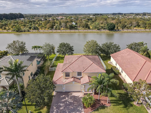 bird's eye view featuring a water view