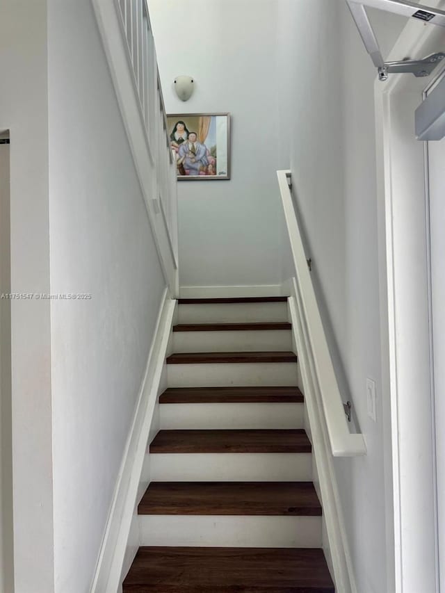 4640 NW 84th Ave Unit 13, Doral, FL 33166 - stairway with wood finished floors
