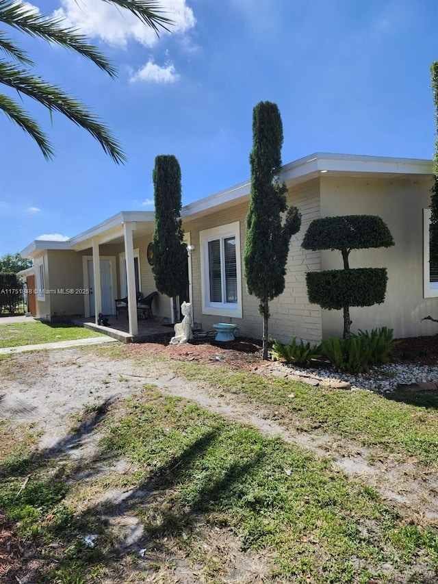 view of front of home