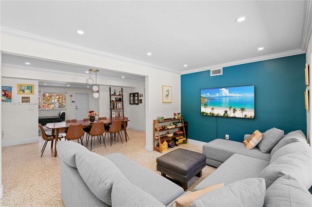 living room featuring recessed lighting, speckled floor, baseboards, and visible vents