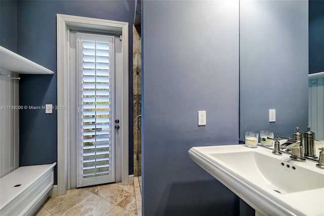 16721 SW 86th Ct, Palmetto Bay, FL 33157 - bathroom with a sink