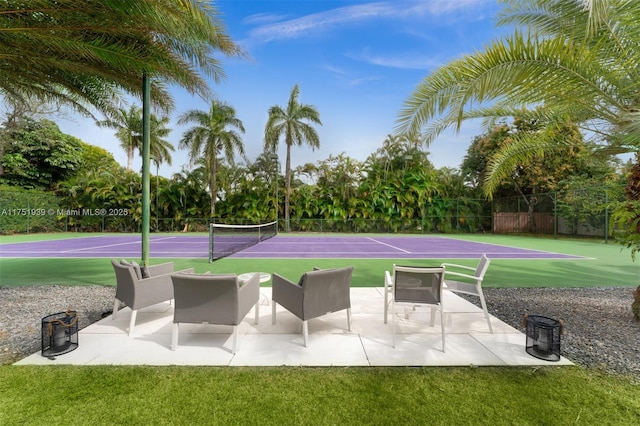 6784 SW 97th St, Pinecrest, FL 33156 - view of community with a tennis court and fence