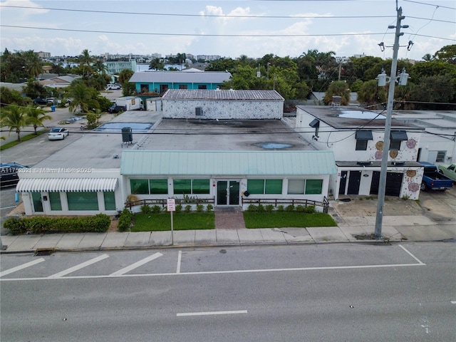 Listing photo 3 for 608-610 N Dixie Hwy, Lantana FL 33462