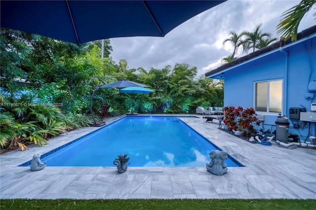 view of outdoor pool