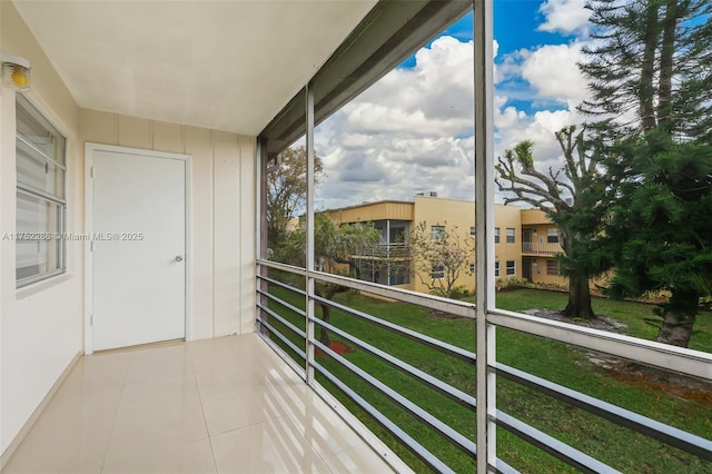 view of unfurnished sunroom