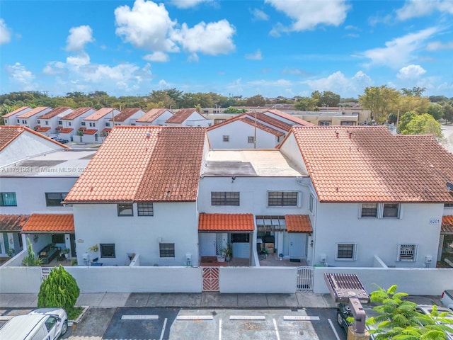 bird's eye view with a residential view