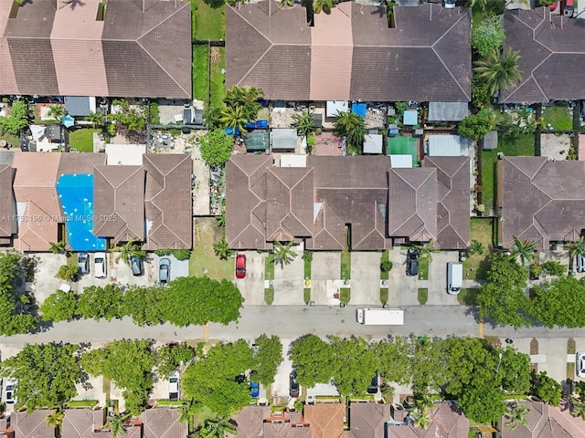 drone / aerial view featuring a residential view