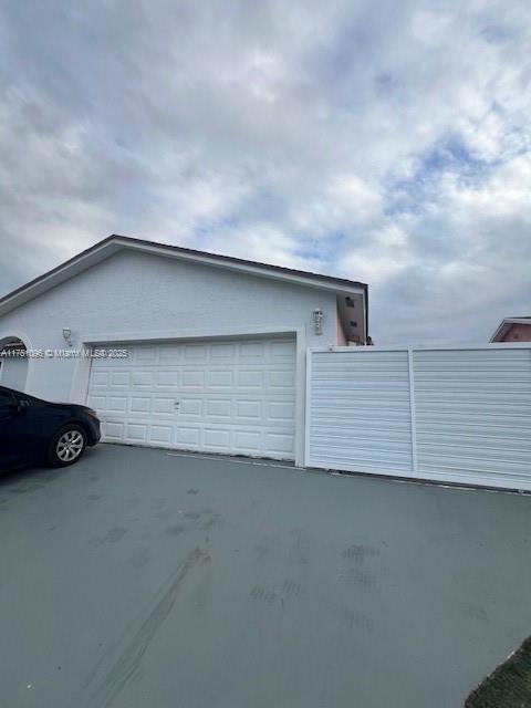 view of detached garage