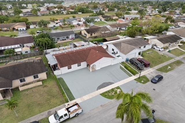 drone / aerial view featuring a residential view