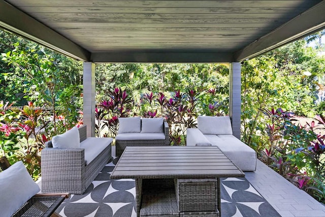 118 E 3rd Ct, Miami Beach, FL 33139 - view of patio / terrace with outdoor lounge area