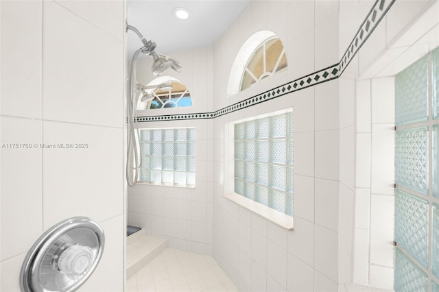 5135 Kensington Cir, Coral Springs, FL 33076 - full bath with a tile shower and tile walls