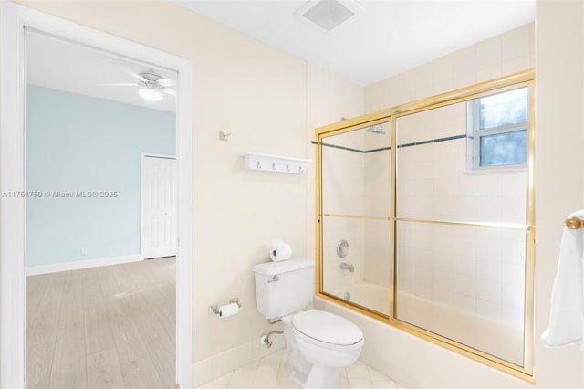 5135 Kensington Cir, Coral Springs, FL 33076 - bathroom with enclosed tub / shower combo, a ceiling fan, and wood finished floors
