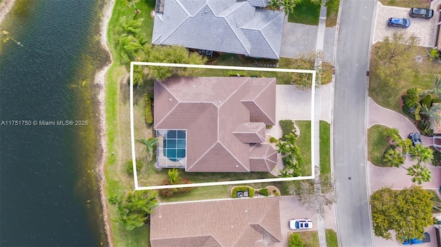 5135 Kensington Cir, Coral Springs, FL 33076 - aerial view of a nearby body of water