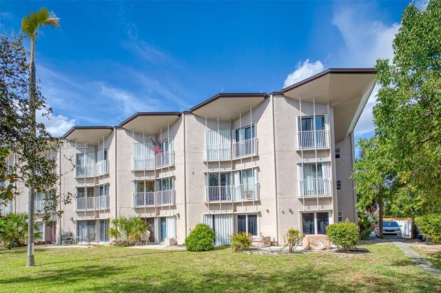 1967 S Ocean Blvd Unit 202, Lauderdale By The Sea, FL 33062 - photo 4