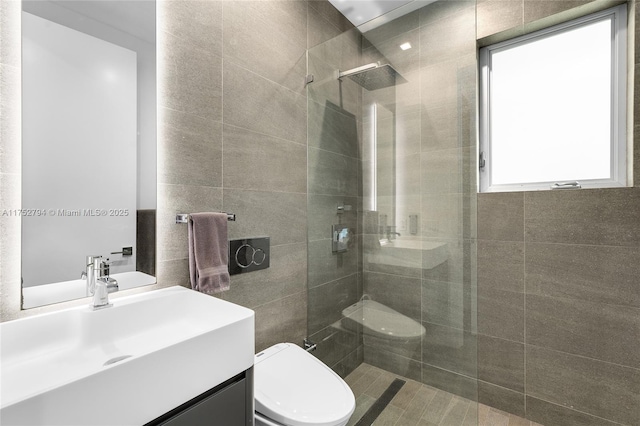 641 NW 7th St Rd, Miami, FL 33136 - full bath featuring a walk in shower, vanity, and toilet