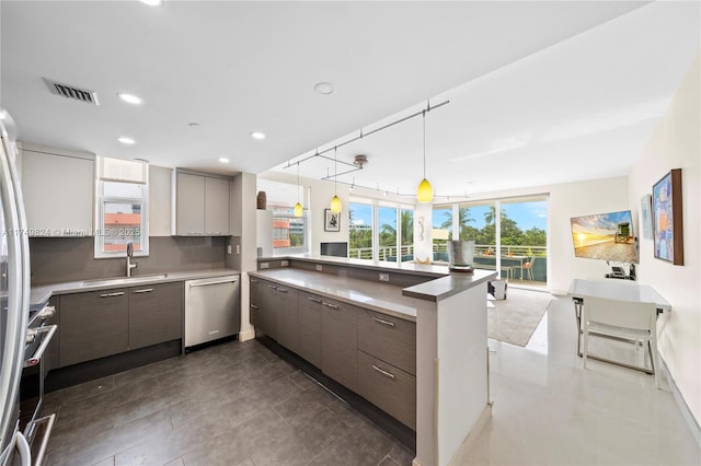 200 Ocean Dr Unit 5D, Miami Beach, FL 33139 - photo 1
