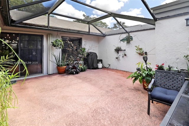 sunroom featuring a healthy amount of sunlight