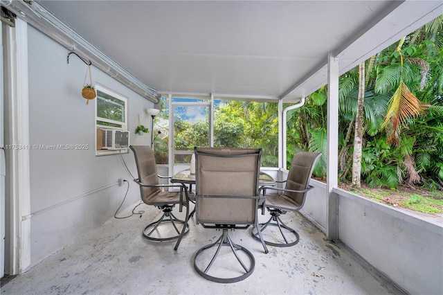 sunroom with cooling unit