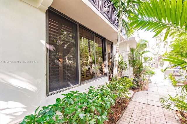 1698 S Ocean Ln Unit 171, Fort Lauderdale, FL 33316 - exterior space featuring stucco siding