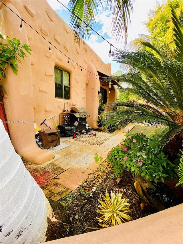 200 Azure Way, Miami Springs, FL 33166 - view of patio with grilling area