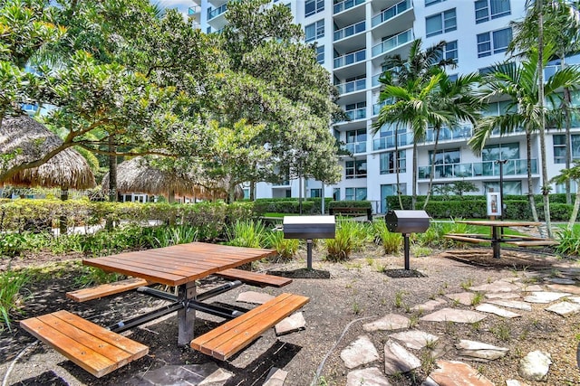 2681 N Flamingo Rd Unit 1103S, Sunrise, FL 33323 - view of property's community