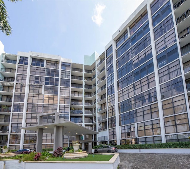 200 Leslie Dr Unit 303, Hallandale Beach, FL 33009 - photo 4