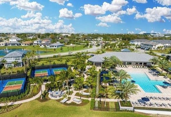 bird's eye view with a residential view