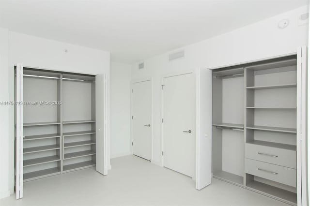 closet with visible vents