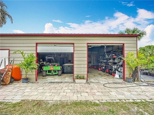 7684 County Rd 78, La Belle, FL 33935 - view of garage