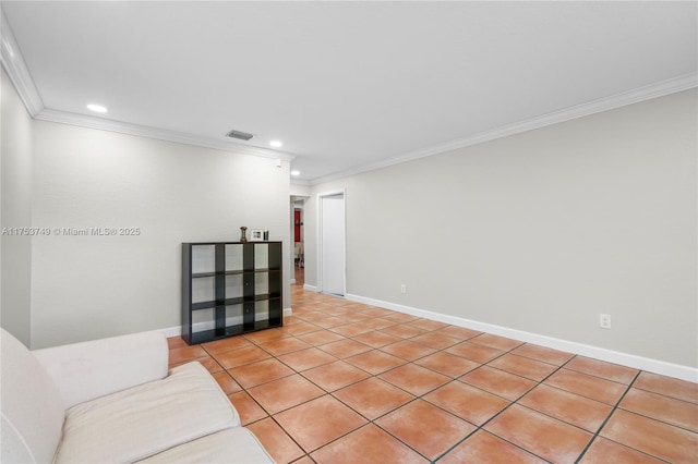 interior space with recessed lighting, baseboards, and ornamental molding