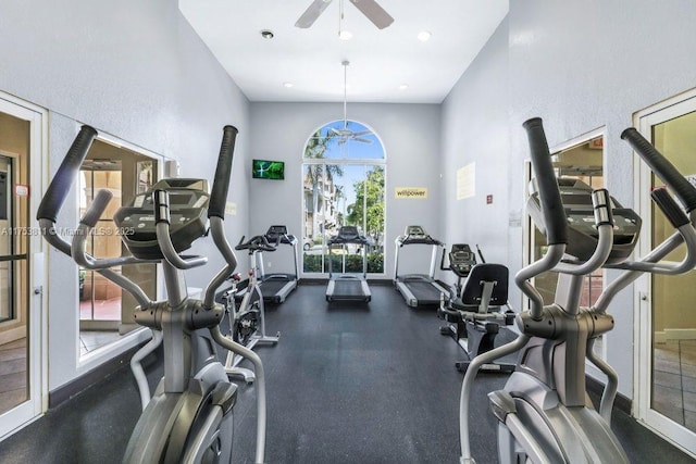 workout area with ceiling fan, baseboards, and recessed lighting