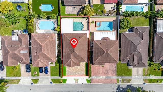 bird's eye view with a residential view