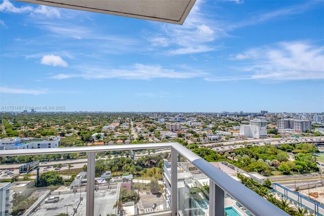 1010 SW 2nd Ave Unit Lph05, Miami, FL 33130 - view of urban area featuring a pool