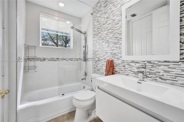 1468 Mariner Way, Hollywood, FL 33019 - full bath with tile walls, tub / shower combination, vanity, decorative backsplash, and recessed lighting