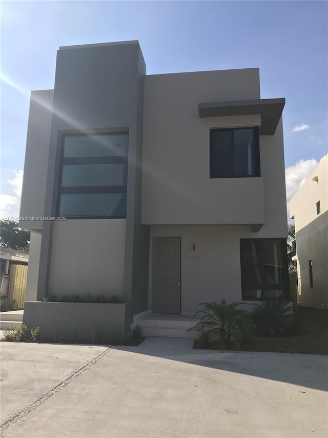 view of front of home with stucco siding