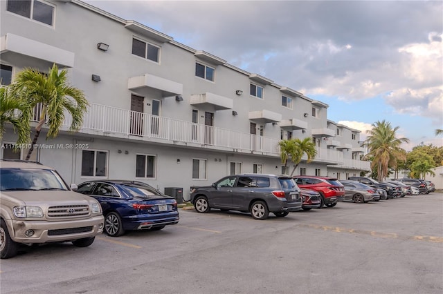 1955 NW 5th Pl Unit 13, Miami, FL 33136 - view of uncovered parking lot
