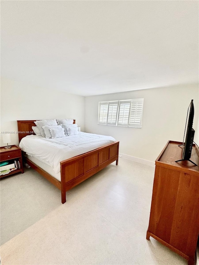 555 Crandon Blvd Unit 32, Key Biscayne, FL 33149 - bedroom featuring baseboards