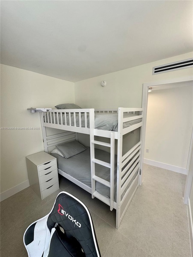 555 Crandon Blvd Unit 32, Key Biscayne, FL 33149 - bedroom featuring baseboards