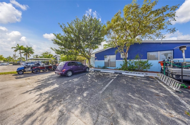 2217 NE 14th Ave, Wilton Manors, FL 33305 - view of uncovered parking lot
