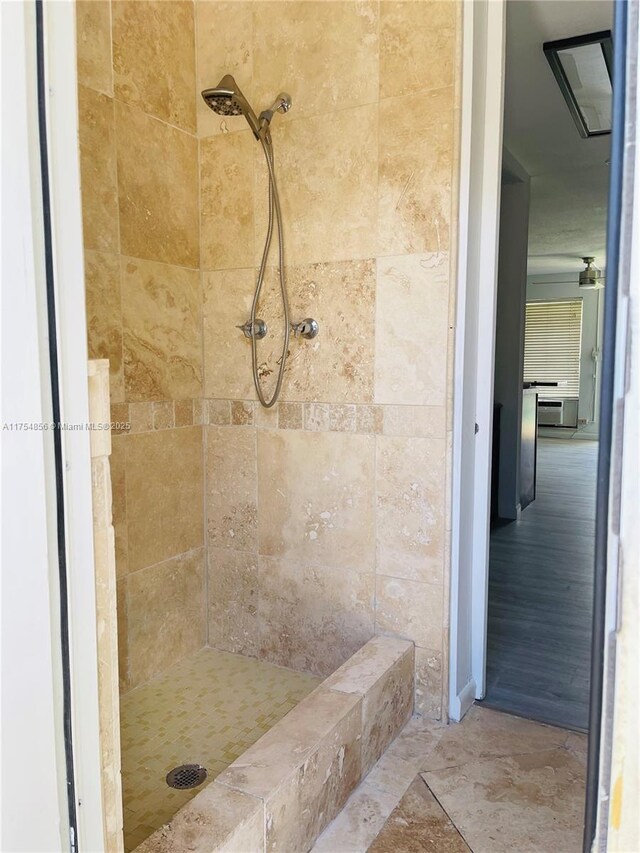 2217 NE 14th Ave, Wilton Manors, FL 33305 - full bath featuring tiled shower