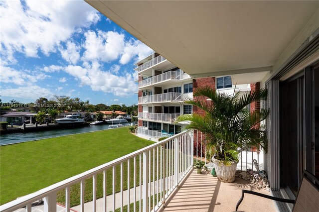 1700 NE 105th St Unit 216, Miami Shores, FL 33138 - balcony featuring a water view