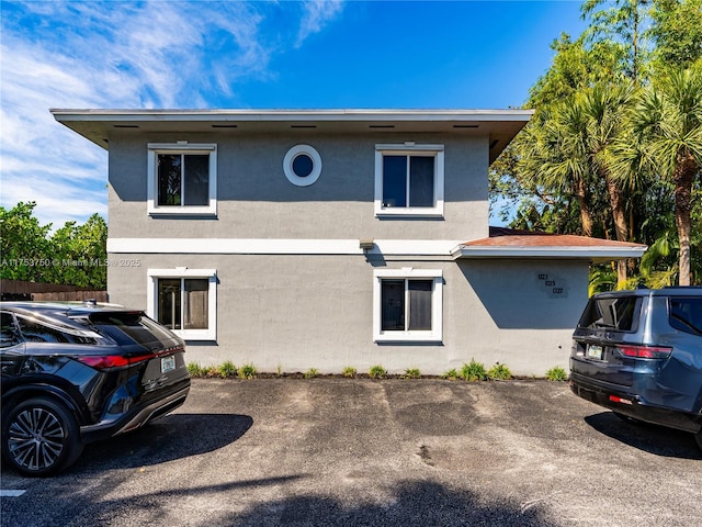 1323 NE 5th Ave, Fort Lauderdale, FL 33304 - view of front facade with stucco siding