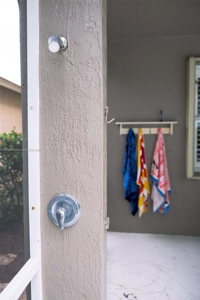 details featuring stucco siding