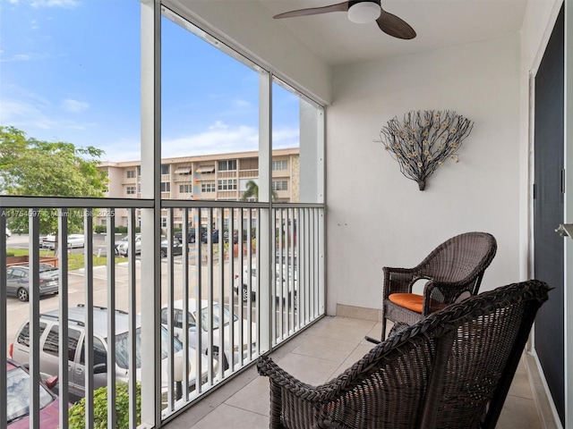 balcony featuring ceiling fan