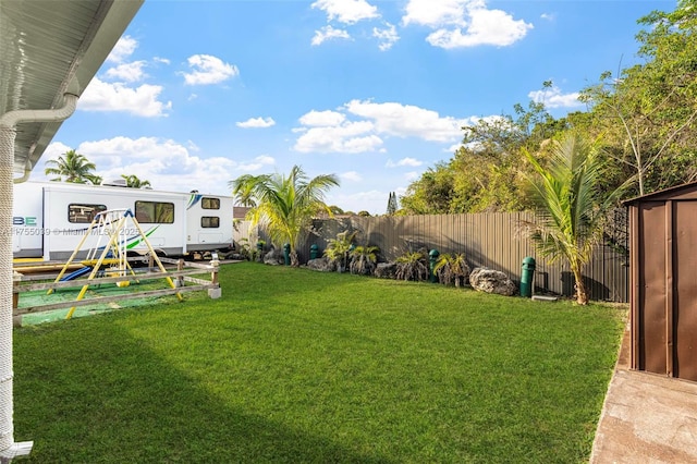 view of yard featuring a fenced backyard